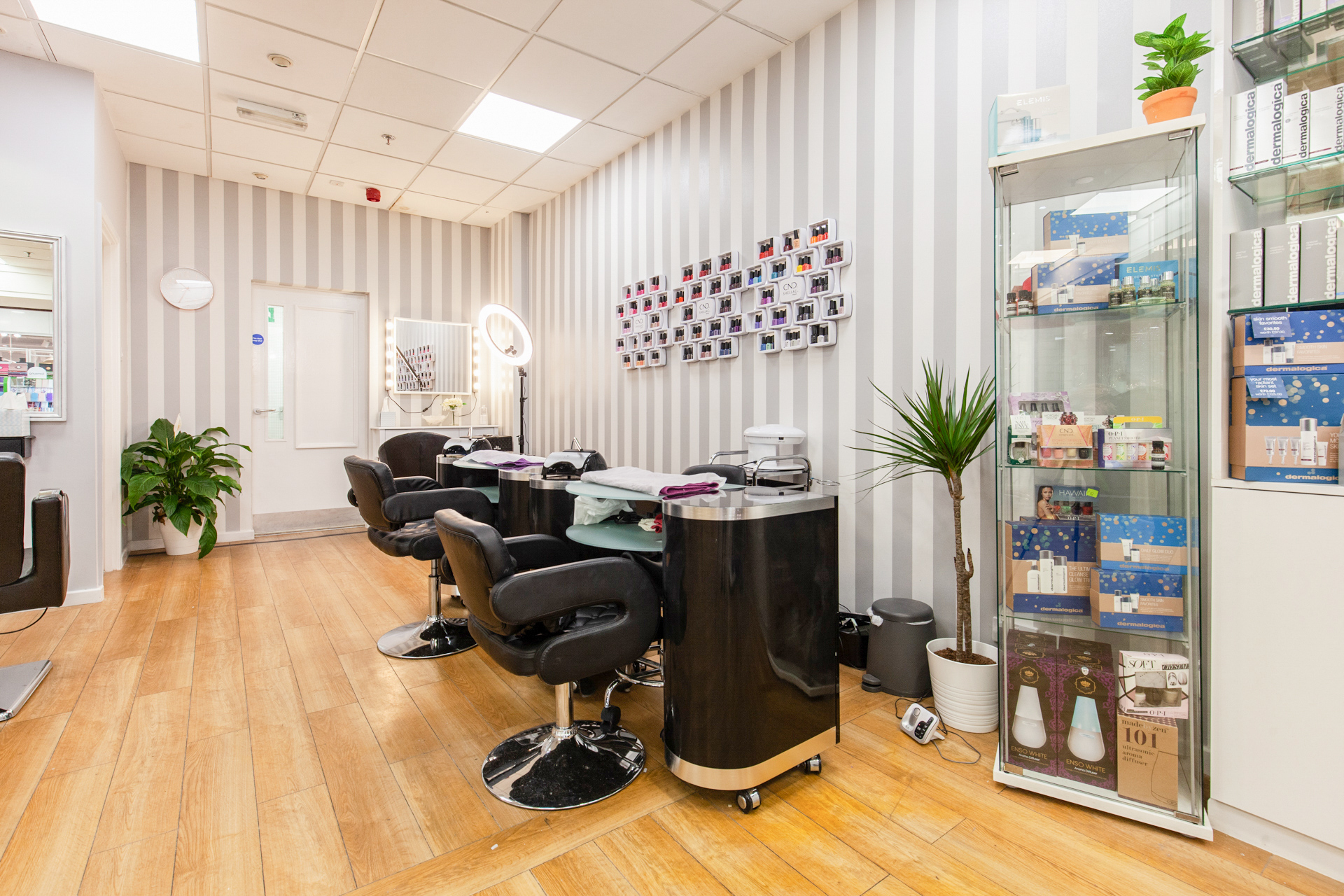 Lifeline Beauty Hair and Makeup in Redhill